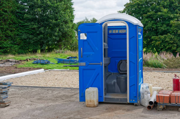 Best Standard Portable Toilet Rental  in Great Falls Crossing, VA